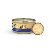 Kakato Salmon & Chicken premium pet food tin with shredded salmon and chicken inside